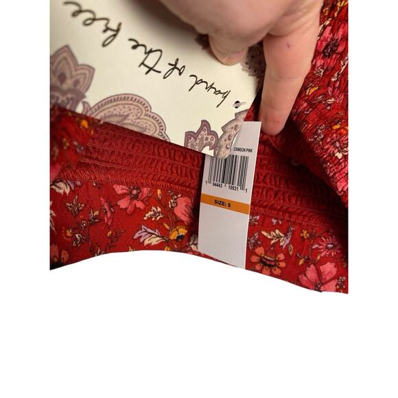 BOG Band Of The Free Small Elodie Crimson Pink Floral Ruched Puff Sleeve Top NWT - Picture 8 of 8